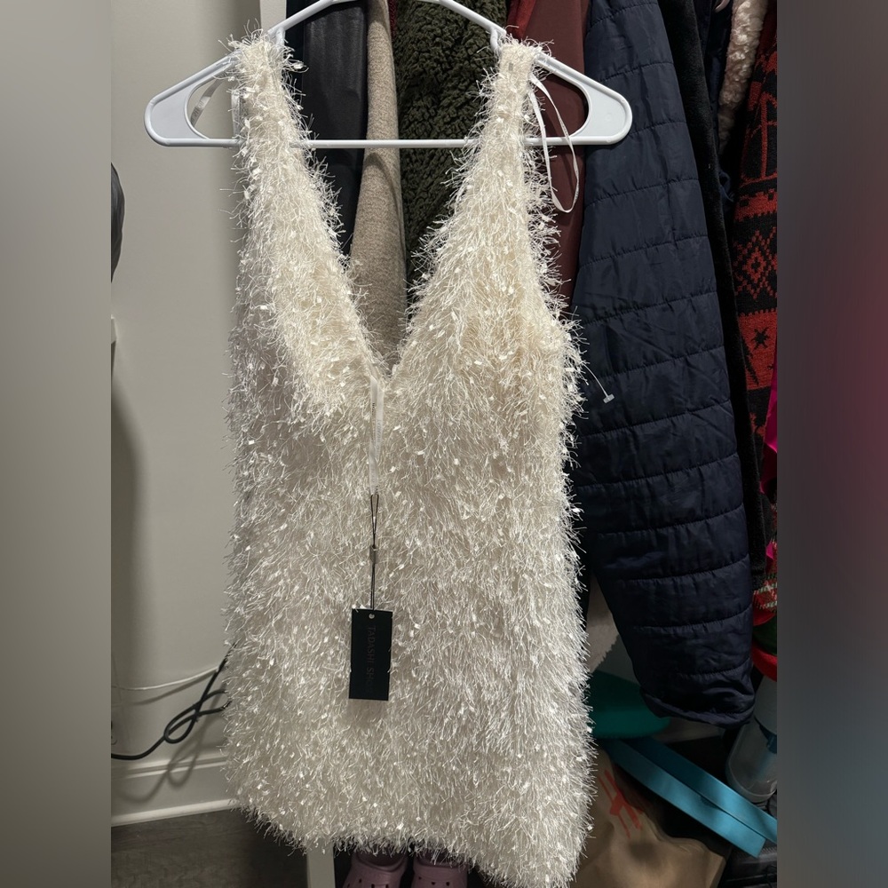 Tadasho Shoji Gia Shag Sleeveless V Neck size 0, NWT